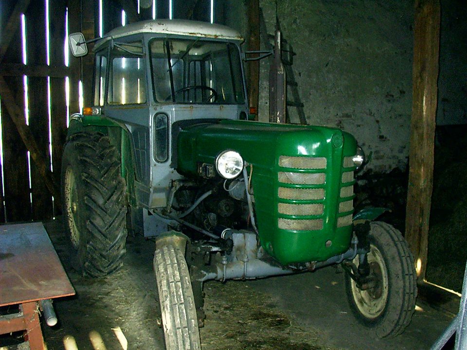 52c81edea56e3 traktor
